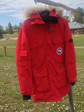 Canada Goose Womens Expedition Red Parka with Fur Trim Sz XL
